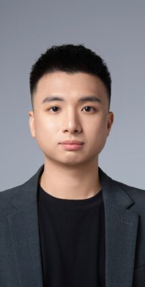 時志遠先生於香港足脊檢查中心提供物理治療服務